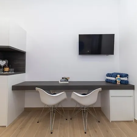 & Kolovare 2, Apartmán