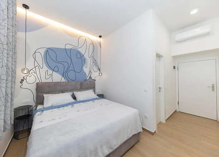 Apartman & Kolovare 2, *