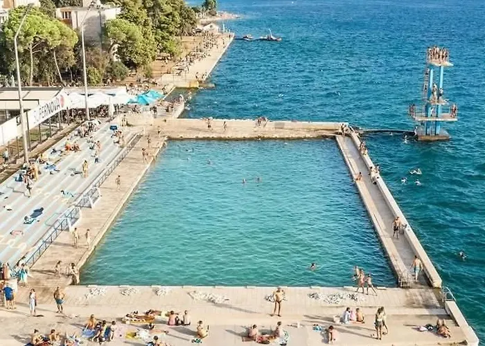 Apartman & Kolovare 2,